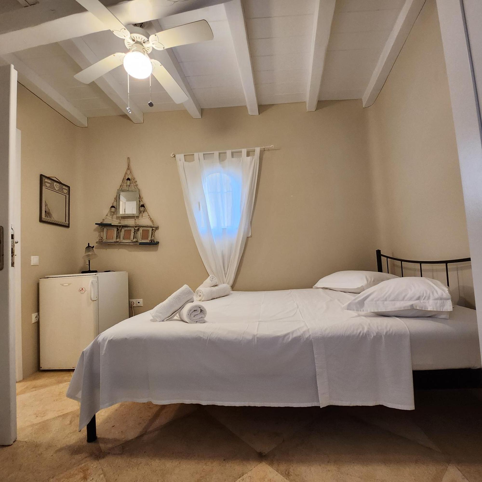 Mykonian Iros Suites & Villas Mykonos Town Екстер'єр фото